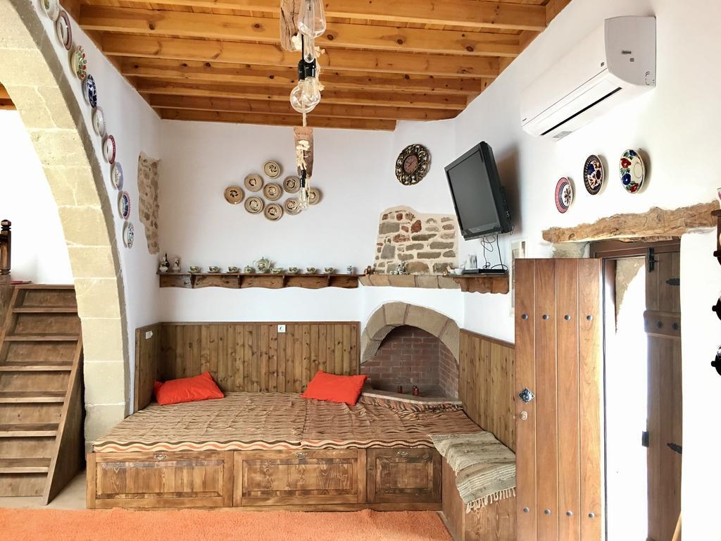 Anemos Traditional Villa Archangelos  Extérieur photo